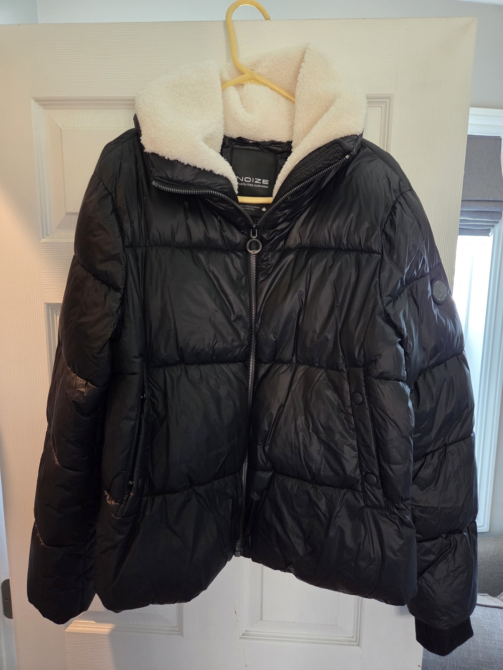 Noize Black Puffer Jacket with Cream Vegan Sherpa Collar